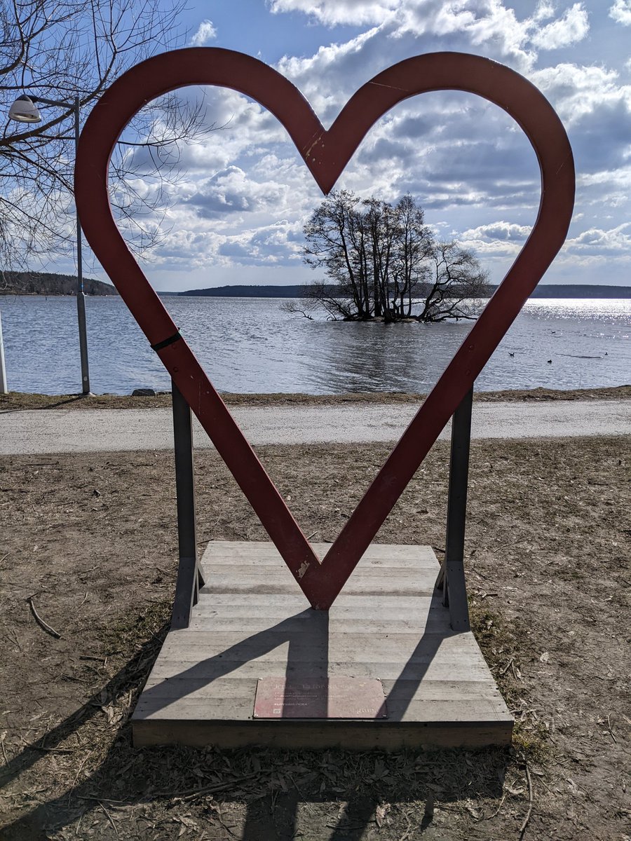 LeapOfFaith_RT's tweet photo. In the oldest town in #Sweden these hearts are scattered around the town. They create such a lovely connectedness. I'd love to hear the story behind it, does anyone know? @swedense @sigtuna #art #urbaninstallation #community #place #design #connection #wellbeing ๐ https://t.co/EExQsuBQtn