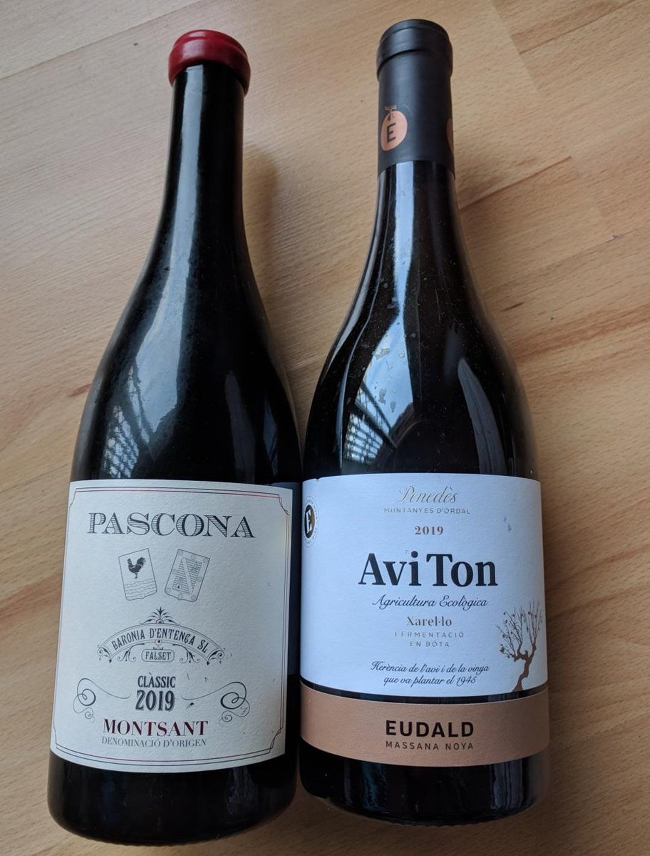 bodevibcn's tweet photo. Ei! avui a #BODEVI estem sense jefes! El @ChaibenMarcal i la #Mariona han marxat a la #BarcelonaWineWeek! Així que ens obrirem una ampolleta per dinar. Què fem? El #PasconaClàssic de @PasconaMontsant o #AviTon de @EudaldMassana (🤫 shhh si els veieu no els hi dieu res, vale?) https://t.co/yfdR7uXAkF