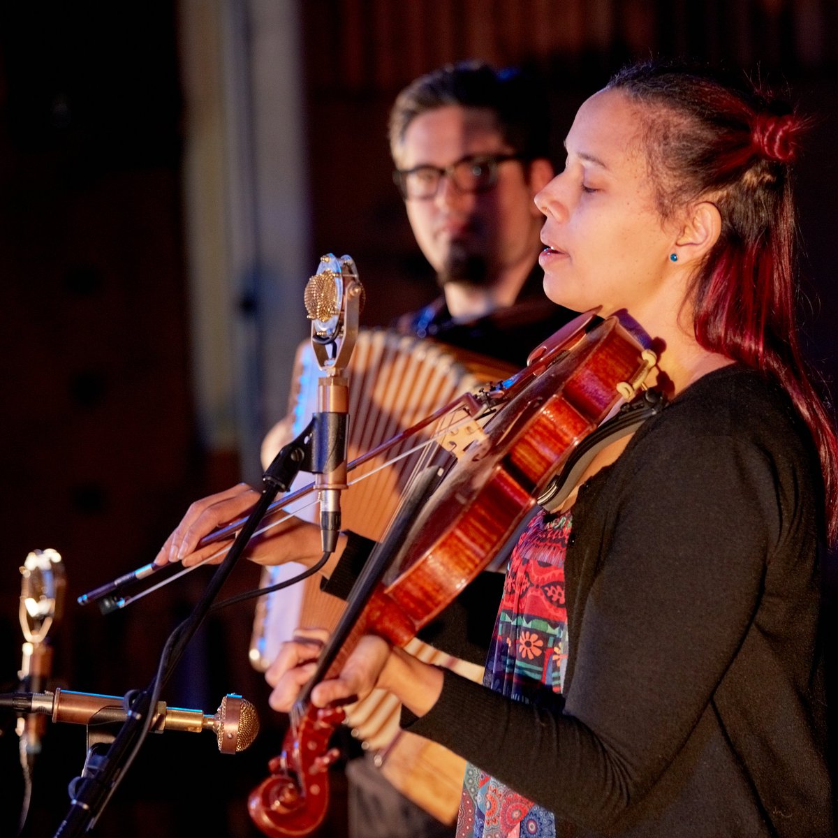 Congratulations to <a href="/RhiannonGiddens/">Rhiannon Giddens</a>,  
<a href="/fraturrisi/">Francesco Turrisi</a> &amp; <a href="/benrawlinsaudio/">ben rawlins</a> on winning the Best Folk Grammy!
We are honoured to have Rhiannon as our artist-in-residence her and for her to have close links with our MA Songwriting programme. 
<a href="/UL/">University Of Limerick</a> <a href="/ResearchArtsUL/">Faculty of Arts, Humanities & Social Sciences @UL</a> 
Photo© Maurice Gunning