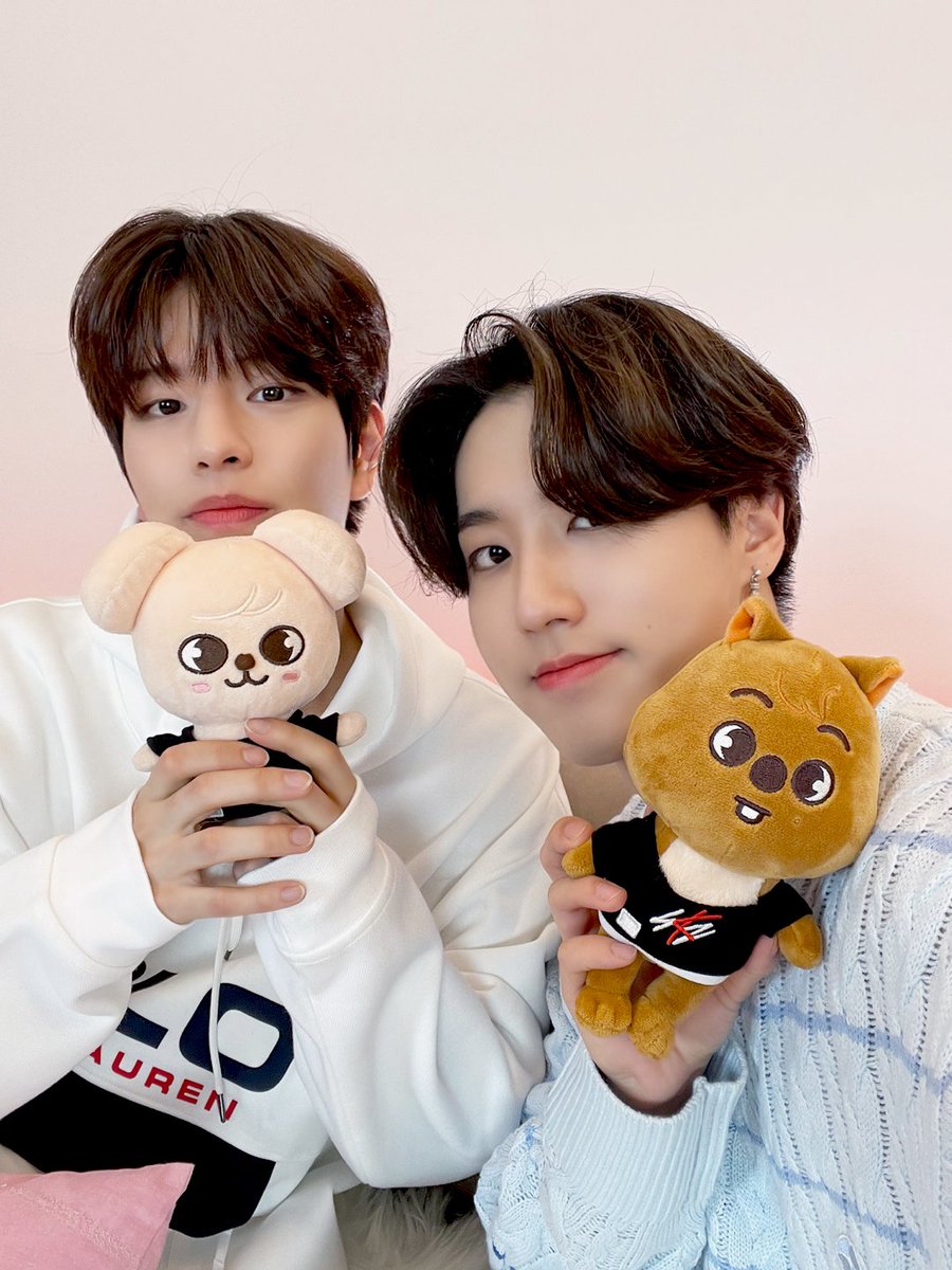 한 tweet media