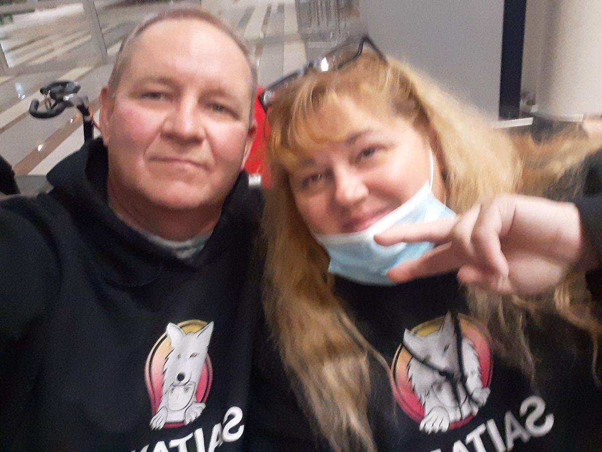 David17363095's tweet photo. Good Morning from 
🇨🇦  Canada! 🇨🇦 

Just at the airport heading to Las Vegas!

We're representing the #SaitamaWolfPack 
ALL THE WAY!!!

🐺 Awuooooooo! 🐺 https://t.co/1SFV0r29FS