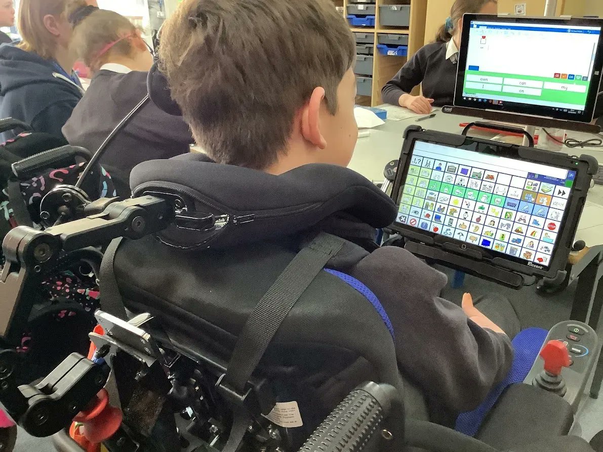 accesstechUK's tweet photo. When you'reΒ that goodΒ with your tech that you can use two EyeGaze devices at the same time... (AS) #domorewithtechnology
https://t.co/KzEn4c6LzC https://t.co/V5tBlZArLc