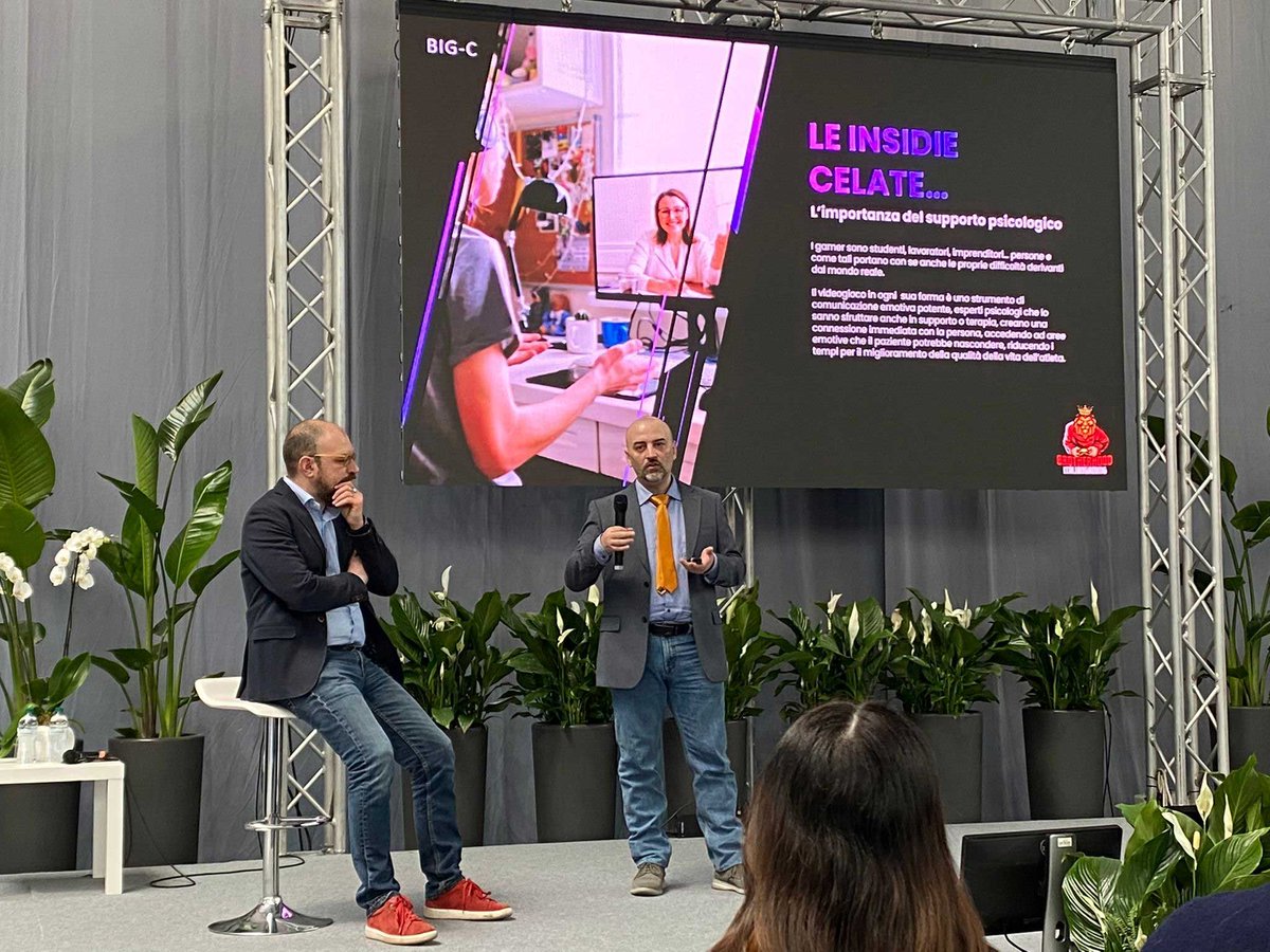 BroItaGam's tweet photo. Prima uscita pubblica di BIG nell'evento di #OIES "eSports Business Days 2022" a Rimini.
Grande emozione di presentare il pitch di Brotherhood insieme Francesco Bocci e #PlayAbility.
#business #pitch #esport #eventi #rimini #broitagam #videogametherapy https://t.co/BHqgqvGq9D