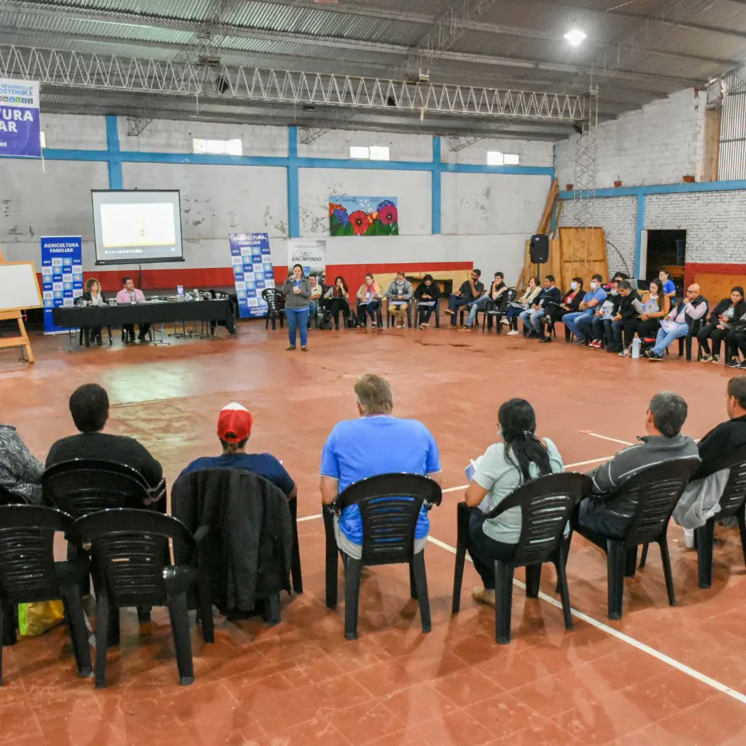 salto_encantado's tweet photo. Miércoles 30 de marzo se realizó la reunión para la conformacion del consejo Provincial de la agricultura familiar 👨‍🌾👩‍🌾
#SaltoEncantadoTeVaAEncantar
#DondeHaySueñosHayOportunidades
#GestionAndresPodkowa

@herrerayflia 
@gobmisiones 
@MinAgriFam https://t.co/mwtZ9dSmbF