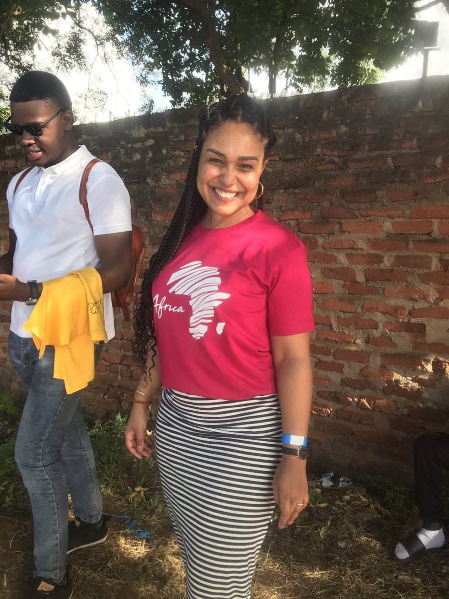 lovebuildsapp's tweet photo. Thank you Lilongwe people for the support #LoveBuilds #Empower https://t.co/sazpuXJpJN