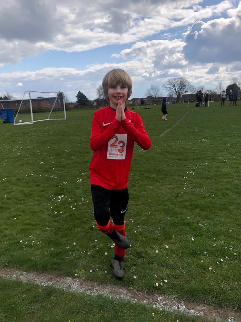 tongey196's tweet photo. My son after scoring a top bin screamer from the half way line. Decided to slide on his knees then do a @MoSalah celebration. 😂🤣 https://t.co/JbV9kcFuhB