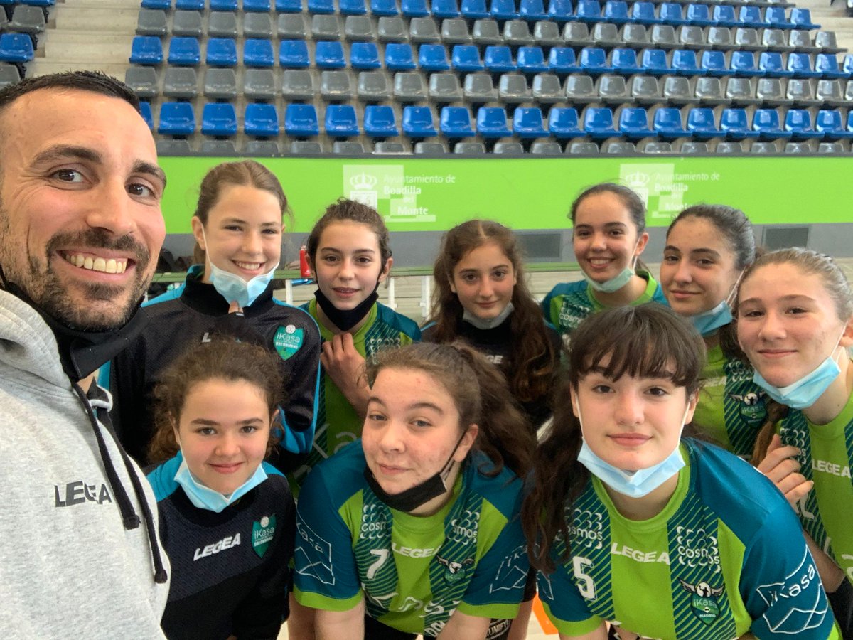 balonmanoikasa's tweet photo. π© #PrimInfFem
πJ.20 @fedmadridbm
2οΈβ£5οΈβ£ @balonmanoikasa
2οΈβ£3οΈβ£ @Balonmano_Villa
Partidazo de nuestras chicas infantiles venciendo al 4β° clasificado! Enhorabuena ππ»!
#valor #esteiKasanuncaserinde https://t.co/bg7Nd8u3KW