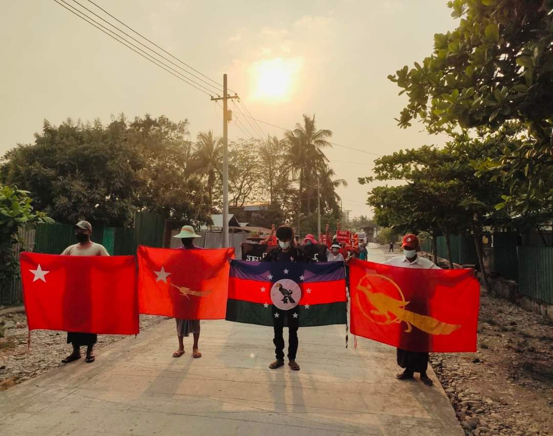 KaungKhantHto10's tweet photo. Anti-military Dictatorship marching rally was staged by locals in Kalay Town, Sagaing Division as 421st day of protest.

#2022Apr4Coup
#BURMAAct2021 #PressureCongress
#HearTheVoiceOfMyanmar https://t.co/LduJVJd0XU