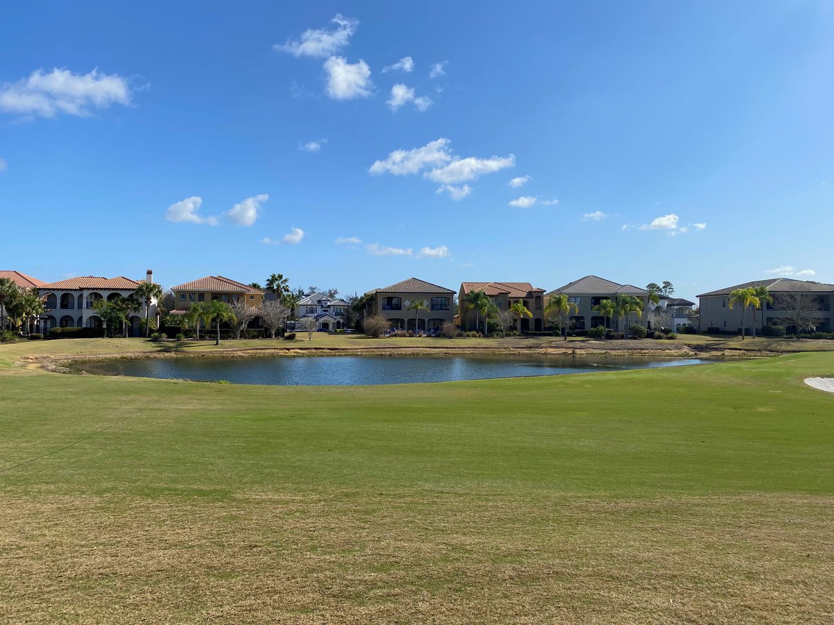 Want to get a peek at some of our largest vacation rentals? Book a tee time on the Nicklaus course, it's lined with some of our most spectacular homes 😎 ⛳