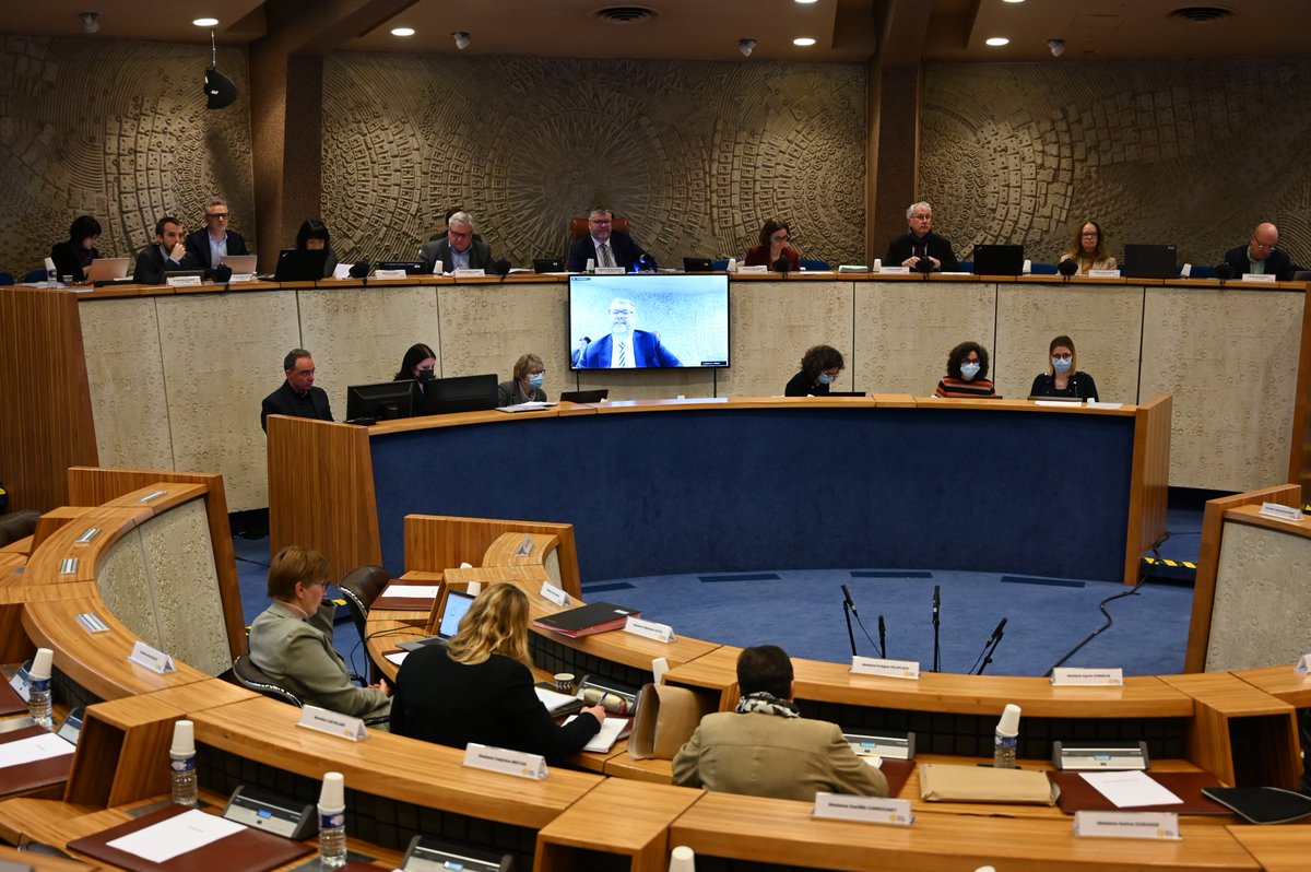 Eure-et-Loir (@eurelien) on Twitter photo Ce matin, Ă l'occasion de l'AssemblĂ©e dĂ©partementale rĂ©unie sous la prĂ©sidence de <a href="/ChrisLEDORVEN/">LE DORVEN Christophe</a>, les Ă©lus ont notamment votĂ© une augmentation de 10% des enveloppes cantonales du Fonds dĂ©partemental dâinvestissement : 930 000 euros en plus pour le dĂ©veloppement des territoires ! Ce matin, Ă l'occasion de l'AssemblĂ©e dĂ©partementale rĂ©unie sous la prĂ©sidence de <a href="/ChrisLEDORVEN/">LE DORVEN Christophe</a>, les Ă©lus ont notamment votĂ© une augmentation de 10% des enveloppes cantonales du Fonds dĂ©partemental dâinvestissement : 930 000 euros en plus pour le dĂ©veloppement des territoires !