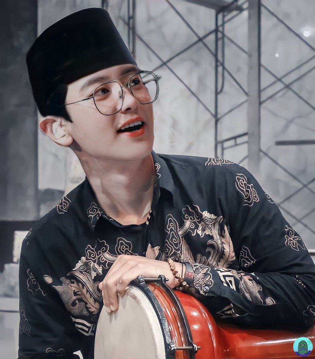 yeolxxich's tweet photo. @RianEkkyP @weareoneEXO @DMASIV Pake kendang aja sih hyung. Atau pake marawis nanti aku lobi org ini buat collab ☺️ https://t.co/VVDTUugjEW