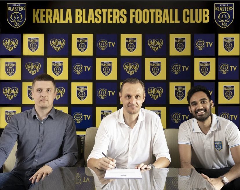 Shaiju_official's tweet photo. ചാമ്പിക്കോ !💥🟡
@KeralaBlasters @ivanvuko19 

Going with the trend🔥 https://t.co/rowRT4U7PQ