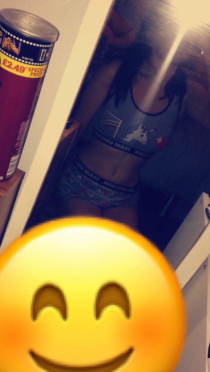 M3M319998's tweet image. I miss my figure like this  😞 
#mirrorpic #pjs #firstupload