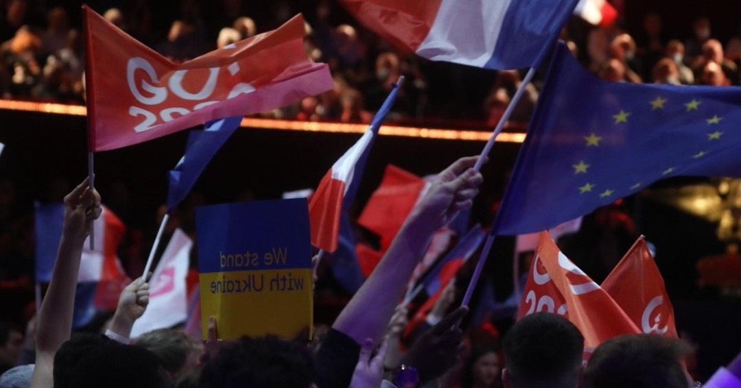 Aleks_Paris's tweet photo. #Présidentielle2022 🗳🌹 #AvecHidalgo
Aujourd’hui, la liberté qui est attaquée, au cœur même de l’Europe, c’est celle du peuple ukrainien, victime d’une agression inhumaine, ce peuple qui résiste héroïquement à l’invasion des chars de Poutine et aux bombardements. https://t.co/McefFJEQ03