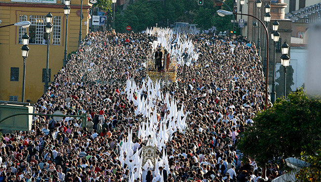 PasionDeSevilla's tweet photo. Tengo muchas ganas de Semana Santa... ¿Y tú? https://t.co/ozDb337gfY