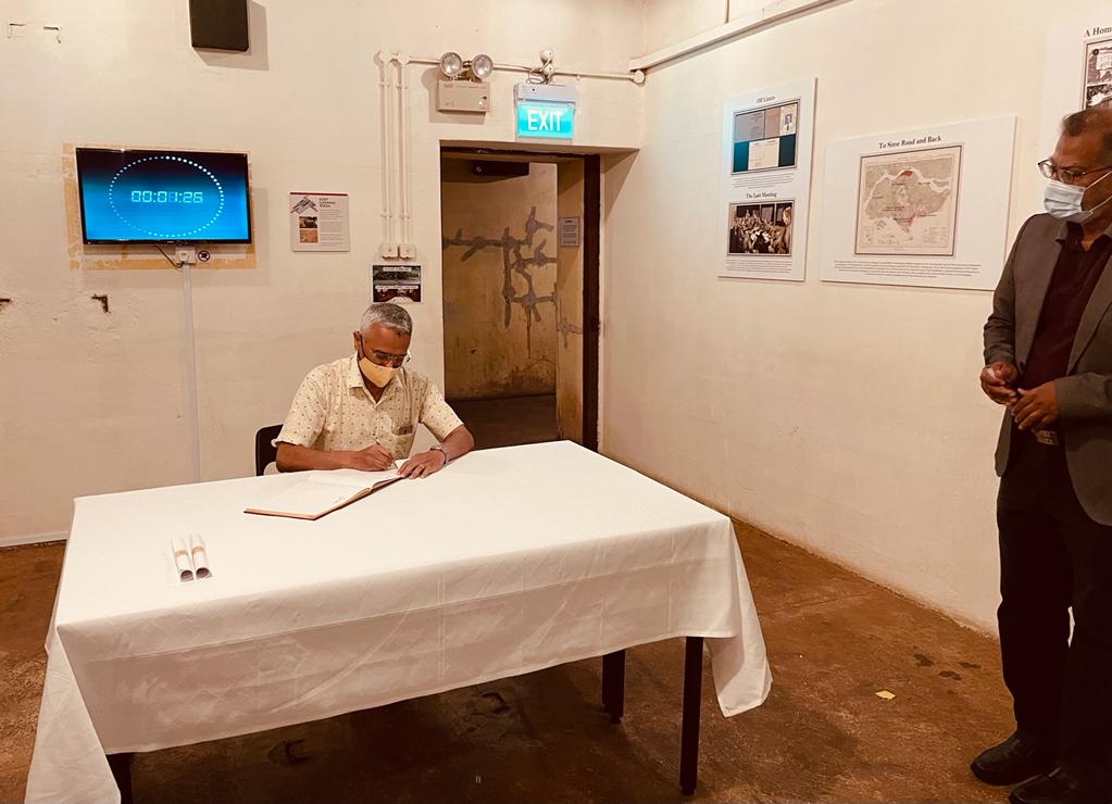 adgpi's tweet photo. General MM Naravane #COAS visited the Battle Box Bunker at Fort Canning, #Singapore &amp; was briefed on the cultural &amp; historical significance of the place. The Bunker was used as an emergency, bomb-proof Command Centre during World War II.

#IndianArmy
#IndiaSingaporeFriendship https://t.co/jmHZ0oDCvT