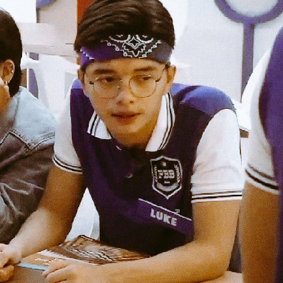 lukejmsxc's tweet photo. KUNG GANITO KA GWAPO KAKLASI MO!! BAT AKO AABSENT??

#LukeAlford https://t.co/mbVMkQPmNl