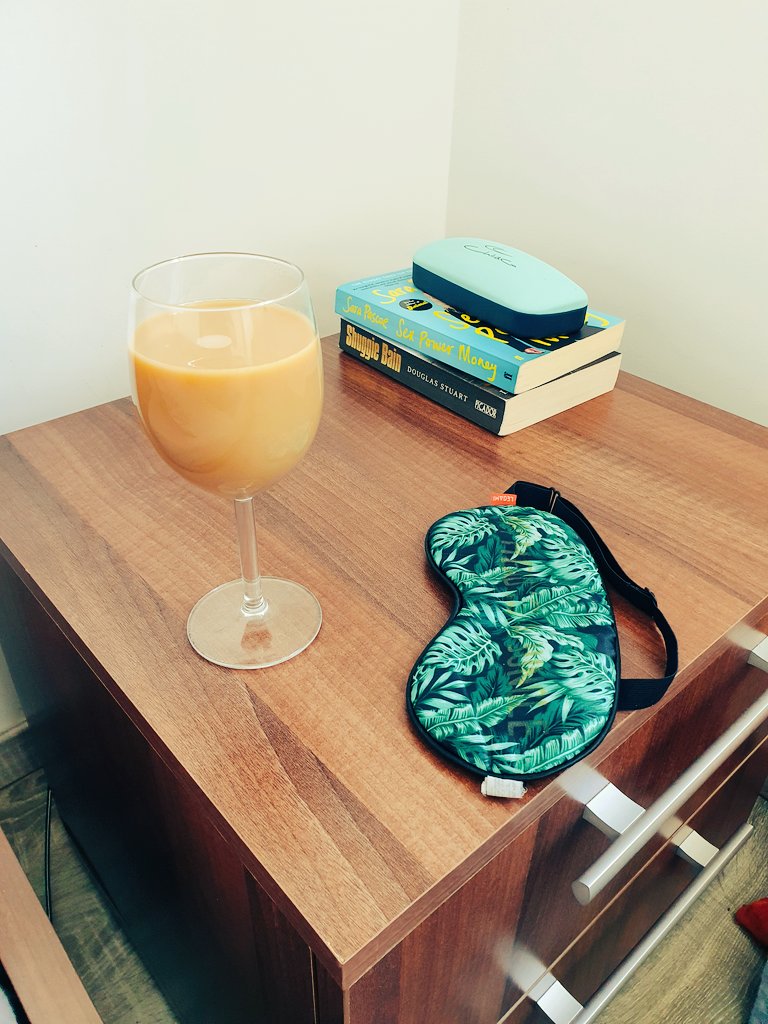 People say they regret rushing to adulthood and they didn't know how good they had it as kids. But listen.

I just went to grab my morning latte, reached for a mug, and out of the corner of my eye I saw a wine glass.

No adult around to tell me I couldn't!
I'M THE ADULT NOW!