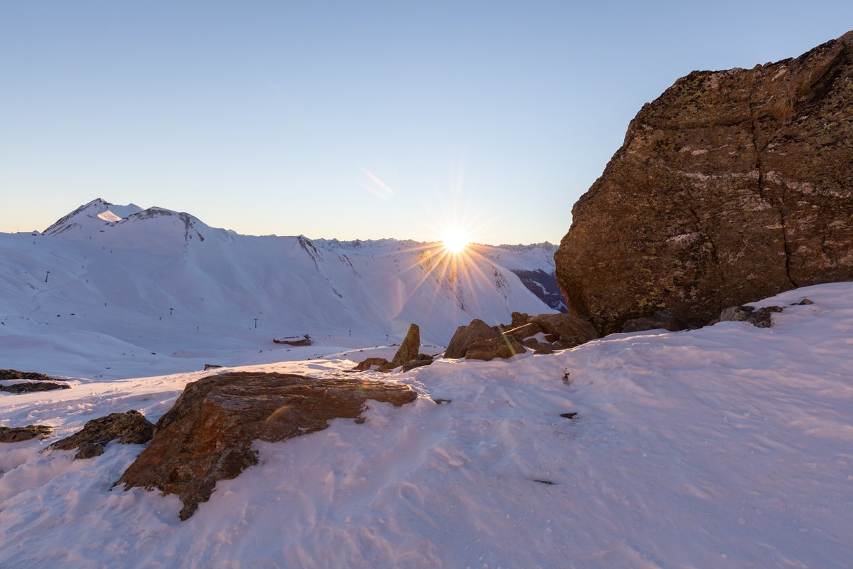 SerfausFissLad's tweet photo. We are currently enjoying spring skiing at it's best: lots of sunshine & endless slopes 😍☀⛷
#winterisnotoveryet
📸 (c) Serfaus-Fiss-Ladis Marketing GmbH I Andreas Kirschner https://t.co/kUkJmOf6r5