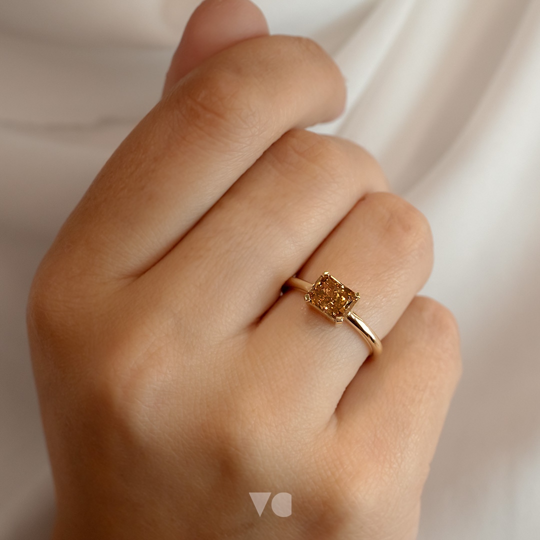 Village Goldsmith tweet media