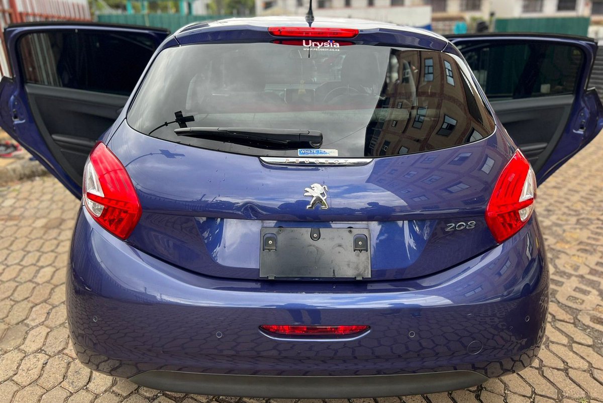 boujeeautos's tweet photo. Peugeot 208 ::  NewShape :: Year 2013 :: 1600cc  :: Sunroof ::  Auto  Transmission  :: Park Assist :: 
Reg KCY
✅Cash Offer Kshs 850,000
✅Bank Asset from 70% and up to 5 Years Repayment.
✅ Call , Sms Or WhatsApp us for details and requirements. 
☎  Carol    ::  0724809179 https://t.co/2T92DLkvqa