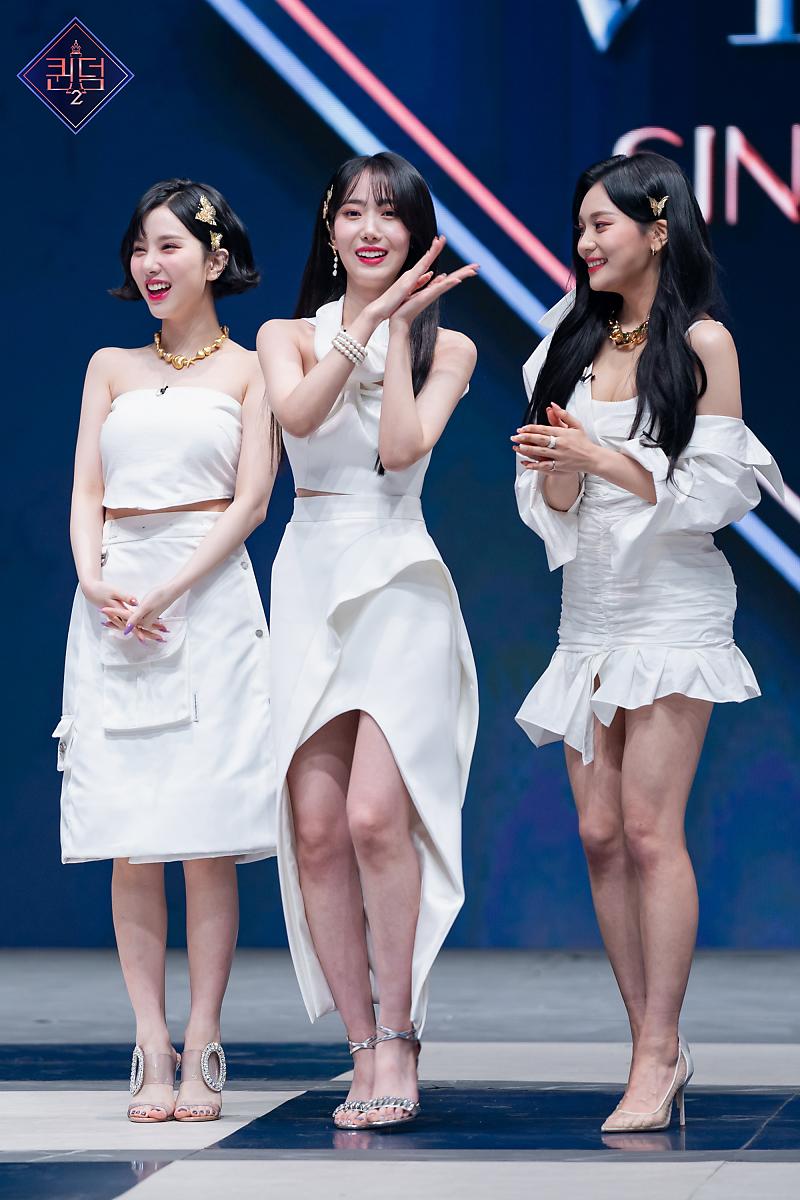 gfriend_part's tweet photo. [PHOTO] @VIVIZ_official in Queendom 2 First Meeting Behind

Source: https://t.co/rYrRA3mW3D https://t.co/GNj4z6eagf