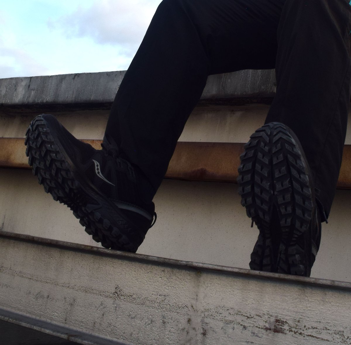 SauconyPH's tweet photo. Fuel your adventurous spirit and explore the roughest paths with the #ExcursionTR14.

Get a pair today - available in-store and online. Or chat with us to shop at SauconyPH Viber community - https://t.co/tr5BRgfPLh!⁣
#SauconyPH #RunForGood #SauconyTrailShoe https://t.co/D8bsmtvypq