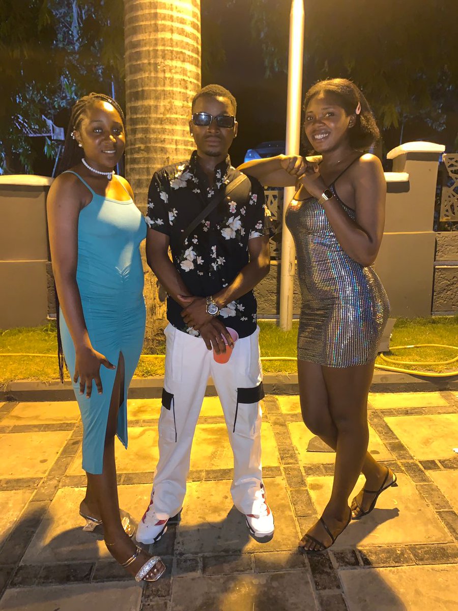 Or_trees's tweet photo. How can i loose when am on the best TEAM 

#teammbaafaga 

#ortrees  #mbaafaga  Big Wiz Kanye Essence https://t.co/8qsY1DX7Tq