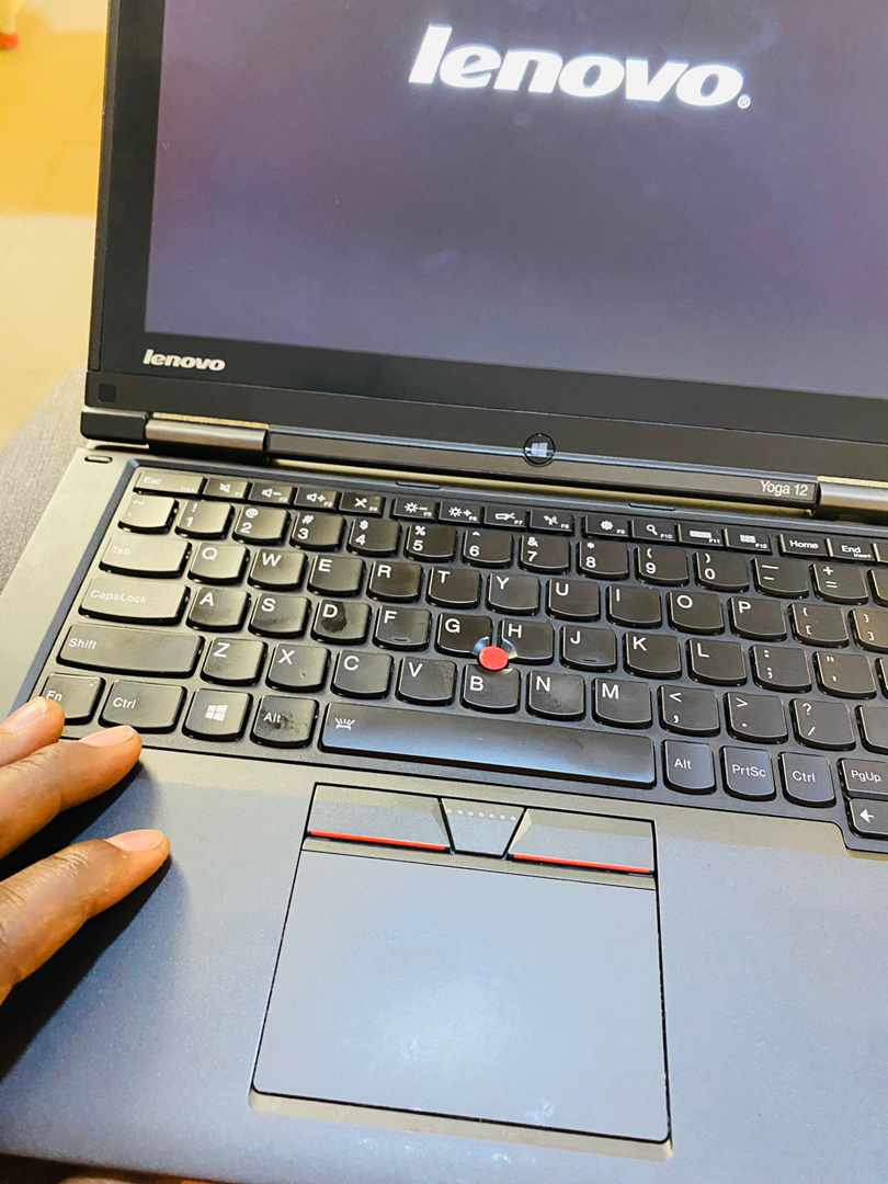 SamsonCLinus's tweet photo. Lenovo yoga 12
500gb hdd
8gb ram
Core i5
Touchscreen
Keyboard light
π touch
X360
Best price 150k
Available in KD and nation wide call/DM 07065699559
#sam_tech #DavidoQatar2022 #WizKidπ΅ #lag #AMD #dedicated #Twitter https://t.co/fKGxbwhMOD