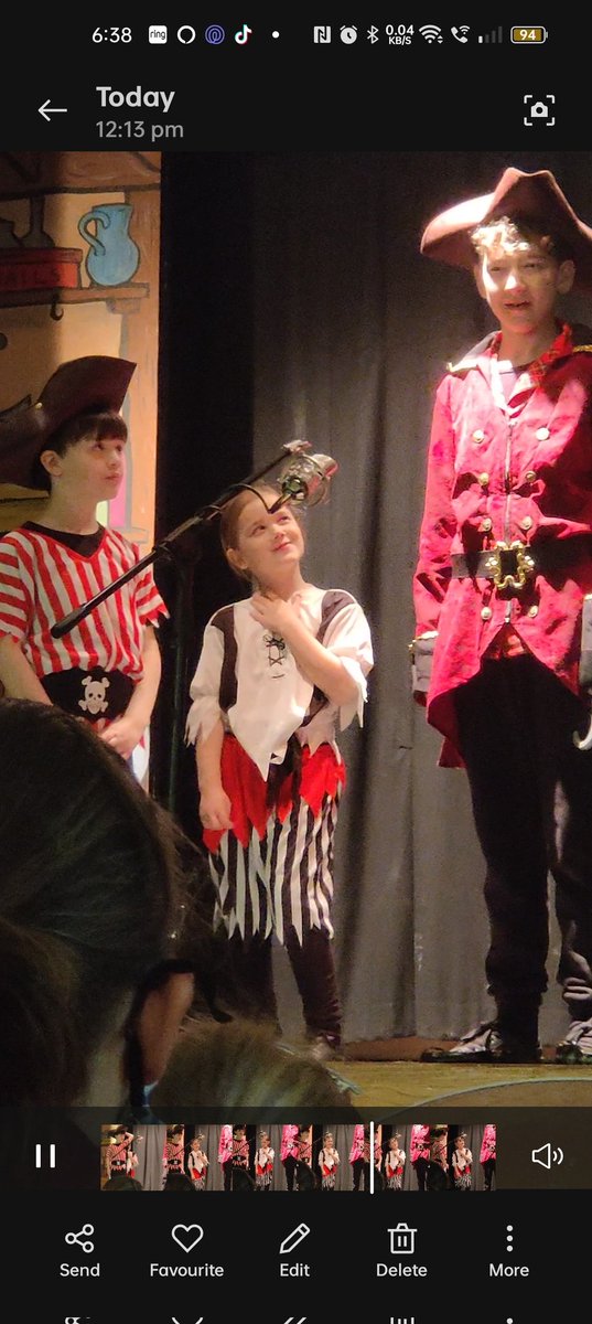 ToriJaneHowden's tweet photo. What a little troopa!!! - her first performance infront of an audience with stage coach 🥰🥰🥰 - I cant even explain how proud of her i am 🥰🥰  Well done sweetheart 🤜🤛 @staynorHprimary  @Miss_Spark_ https://t.co/bXkJHCnZS5
