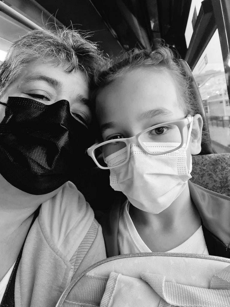 Para algunos será una tontería, Para mi un gran logro, después de 5 años sin salir de casa por agorafobia. Hoy llevé a mi niña al colegio.