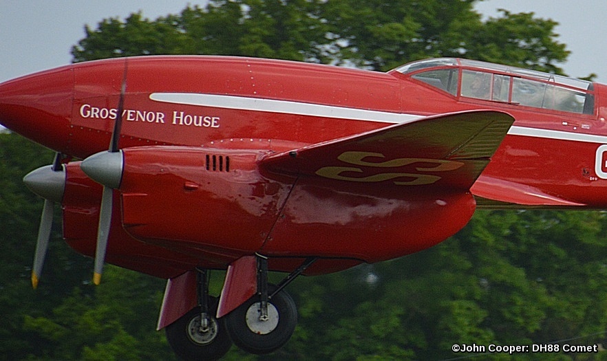 TheSuffolkMan's tweet photo. #DH88 #Comet #Shuttleworth #GrosvenorHouse #GACSS #aircraft https://t.co/rvkGseHmRL