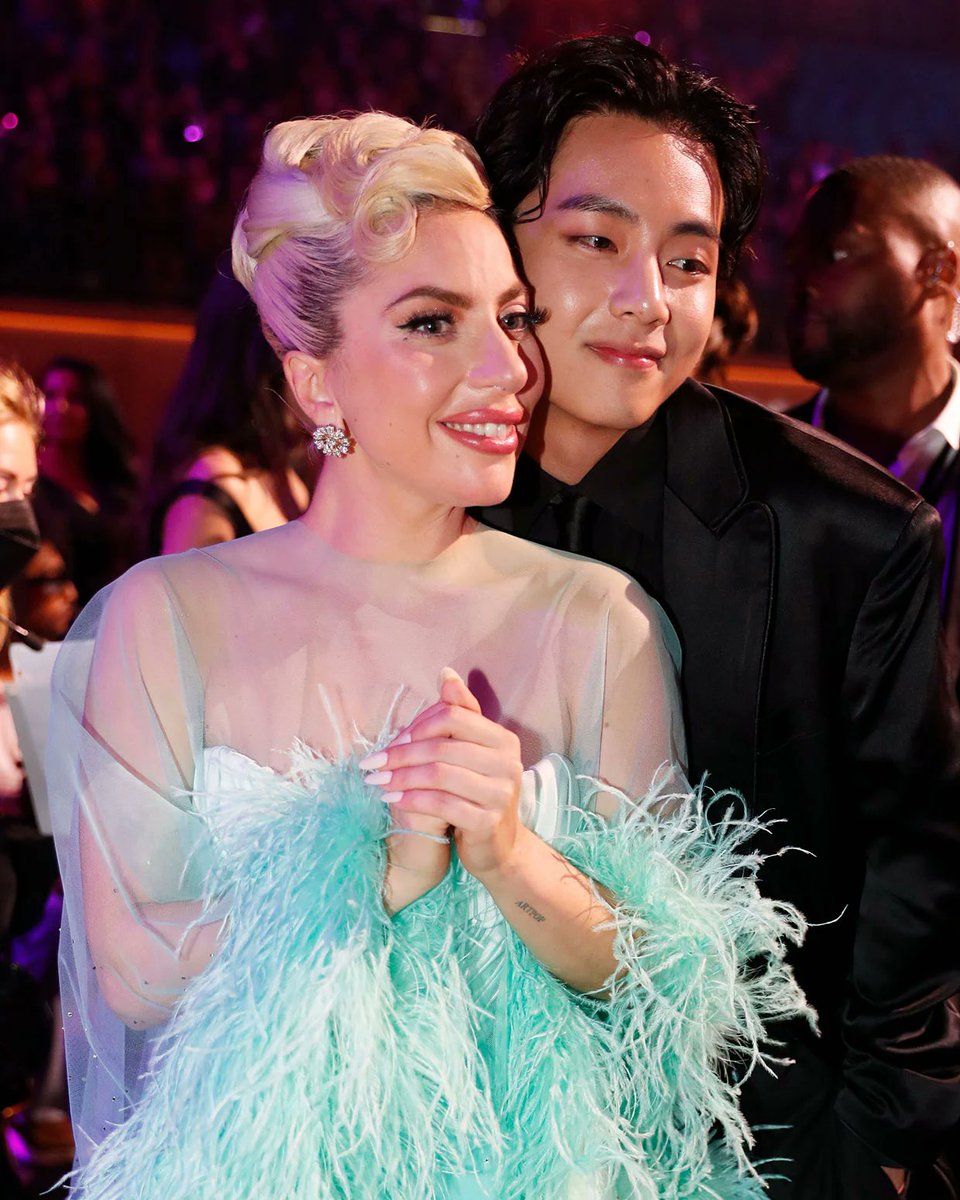 BuzzFeedUK's tweet photo. Dont mind us we're just out here crying at this cute photo of Lady Gaga and V from #BTS at the #GRAMMYs 💕#BTSxGrammys https://t.co/9mWlypckcC