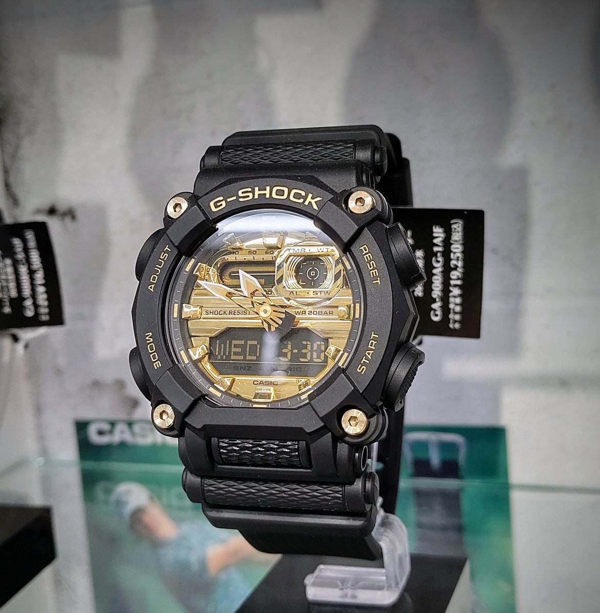 tomita_aizu's tweet photo. 【G-SHOCK GA-900】
おはようございます☀
先日もご紹介した工業デザインをモチーフにしたGA900
のカラー違い5種中の3種はこちらです!
ホワイトや黒×金もいいですが、マットなグレーが渋いGA-900HC-5AJF(3枚目)が個人的にはいちおしです😏
#G_SHOCK #CASIO #カシオ計算機 #GA900 https://t.co/Ooko7YcDhC