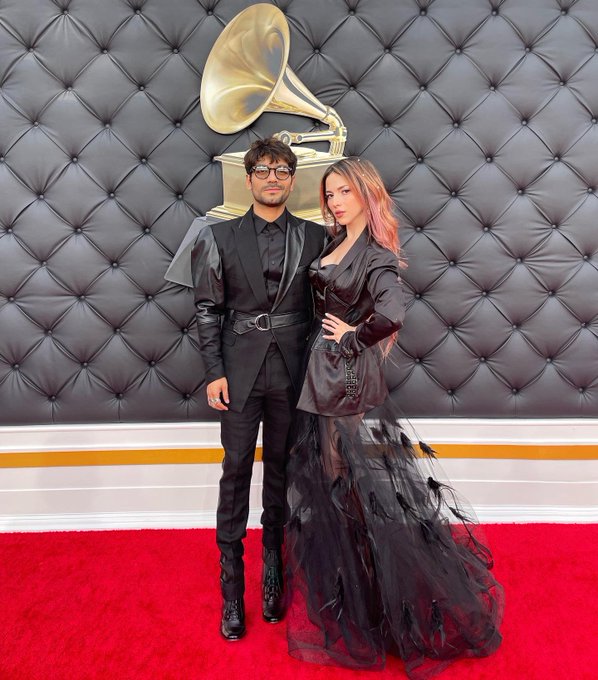 1 pic. #GRAMMYs @RecordingAcad @CharritoVazquez @LatinGRAMMYs #redcarpet https://t.co/89jrs6DchU