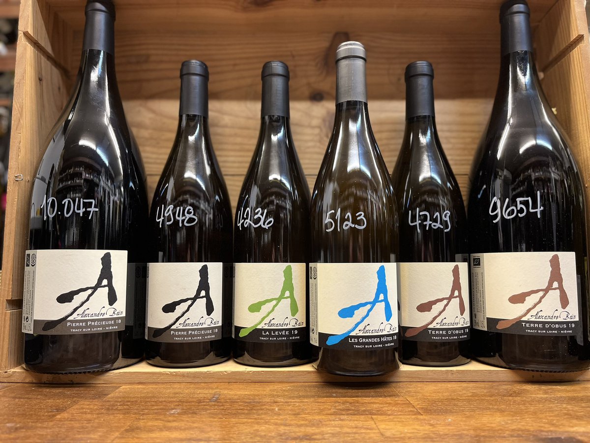 Espoa_Shinkawa's tweet photo. 【新着】フランス・ロワールから #アレクサンドル・バン が入荷🇫🇷🙂🍾

ピエール・プレシューズ
ラ・ルヴェ
レ・グラン・ザット
テール・ドーブ

https://t.co/Xzy59Nvssw

#ロワールワイン
#ロワールナチュール
#ヴァンナチュール専門店
#アレクサンドルバン
#AlexandreBain
#エスポアしんかわ https://t.co/dBcSQxULP0