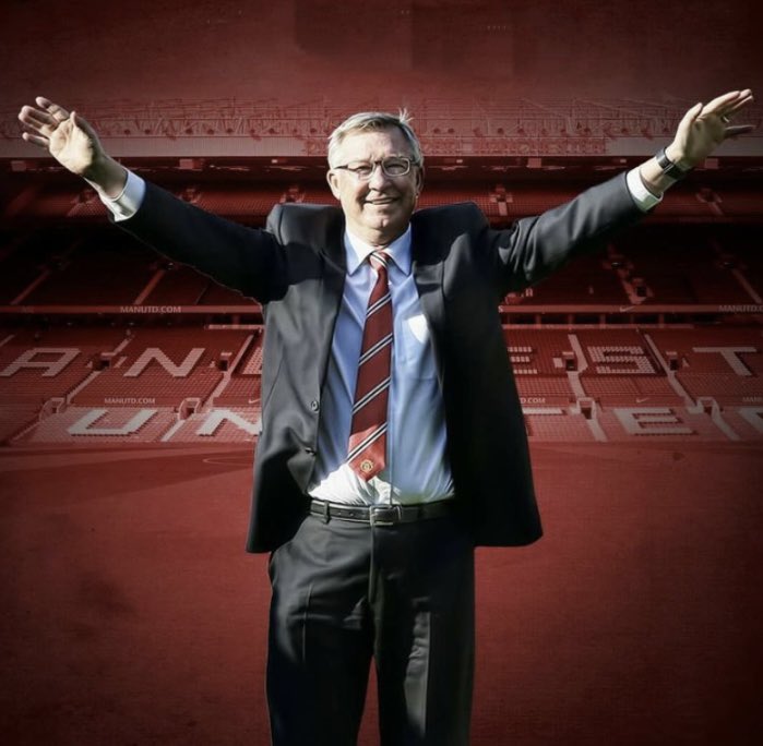 اخر يوم له مع مانشستر يونايتد كان مساء يوم الأحد، مرت السنوات ولم يأتي صباح يوم الإثنين على نادي مانشستر يونايتد حتي الأن.