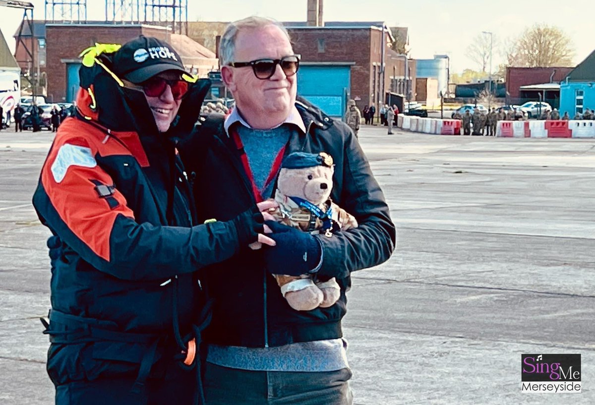 Billy Hui BEM, DL tweet media