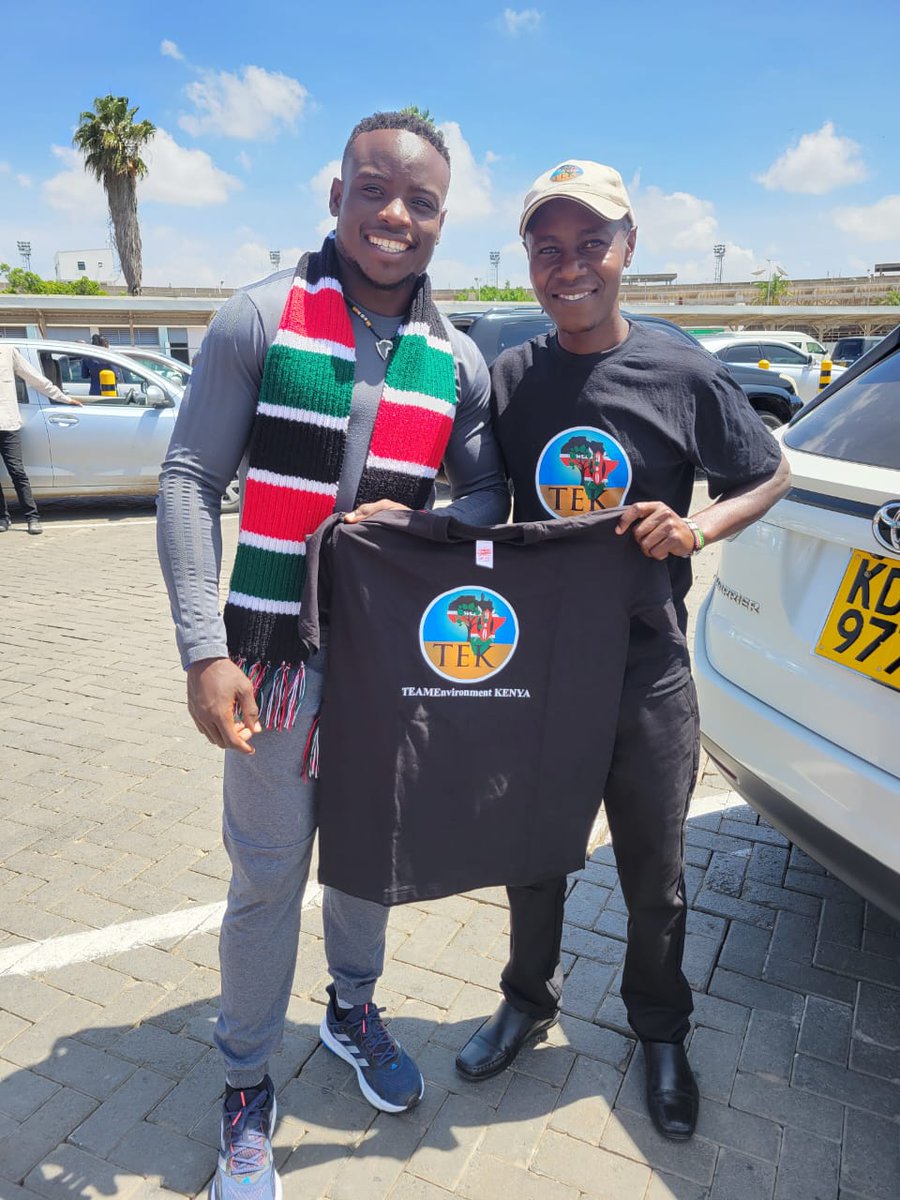 philipmacloud's tweet photo. You asked me to do something about Environment,meet my Bro @Ferdiomanyala our PEACE and ENVIRONMENTAL AMBASSADOR!
#TrendSettersInConservation
@tek_kenya 💚💚💚🍏 https://t.co/ha6IYd1F5v