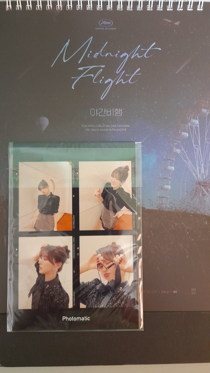 onlyyourswendy's tweet photo. my midnight flight sg is hereeeee. just in time when i miss wendy the most 🥺🤧 thanks @bebeluvphnp https://t.co/NGF0Jl5KiV