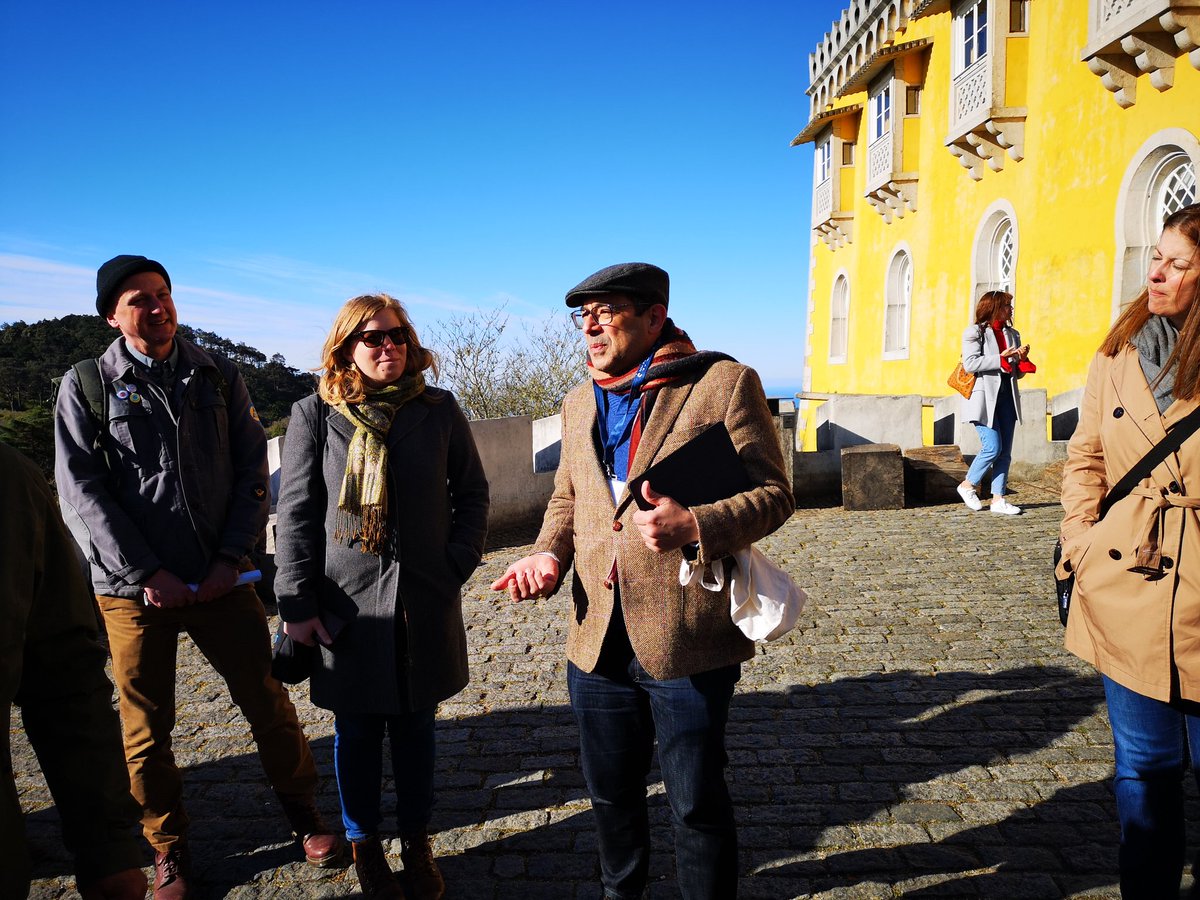 Die #PALAMUSTO Gruppe ist in Sintra angekommen und der Direktor Antonio Peirera nimmt uns in Empfang.