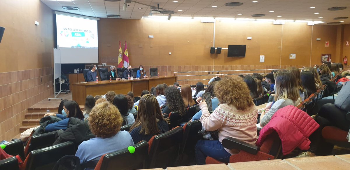 Autismo Albacete (@asoc_desarrollo) on Twitter photo Estas imágenes son de la Facultad de Educación-Ab <a href="/uclm_es/">Universidad de Castilla-La Mancha</a>
Brutal! #DíaMundialAutismo
Queremos agradecer a todo el alumnado de la Facultad, a Cande y a Antonio, a Nieves, Cristina y Angela,y a Miguel que contó en primera persona cómo fue su experiencia en el sistema educativo Estas imágenes son de la Facultad de Educación-Ab <a href="/uclm_es/">Universidad de Castilla-La Mancha</a>
Brutal! #DíaMundialAutismo
Queremos agradecer a todo el alumnado de la Facultad, a Cande y a Antonio, a Nieves, Cristina y Angela,y a Miguel que contó en primera persona cómo fue su experiencia en el sistema educativo