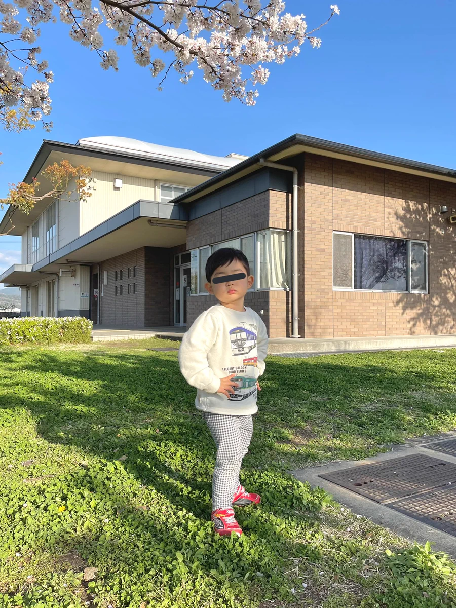 「かっこいいポーズお願いします」と頼んだ母。3歳児が出した本気。