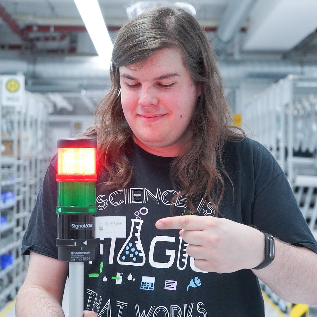 "APRIL, APRIL" Vielen Dank für die tolle Resonanz zu unserem kleinen Aprilscherz "SignalLOG" 😀 Unsere digitalen Lösungen für Fertigung, Produktionslogistik und Versand finden Sie hier: bit.ly/2QjotiU 
#aprilfools #signals #signaling #werma #lights