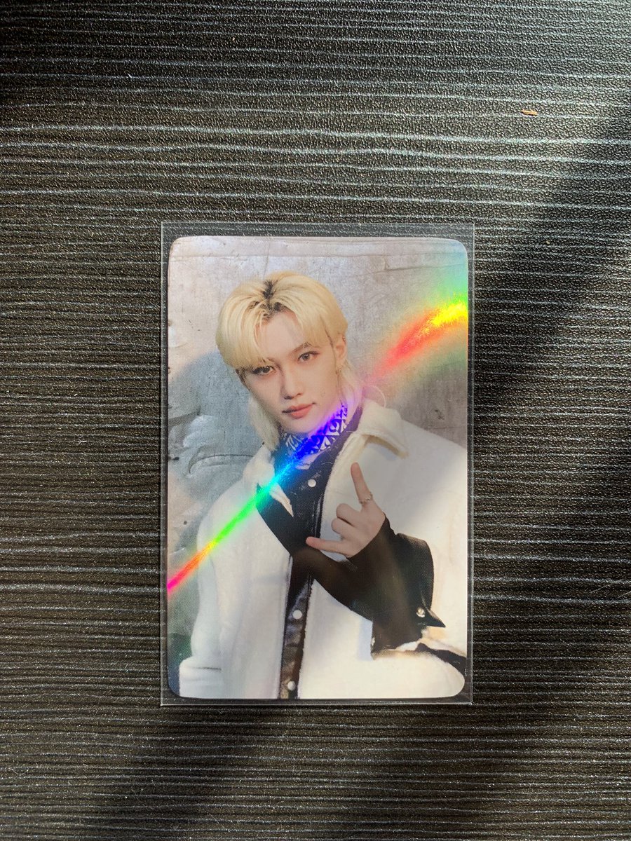 fxrylxe's tweet photo. [help rt ><] WTS 🇲🇾

📍Felix Withdrama Christmas Evel RM40
📍 Bang Chan Aladdin No Easy RM35

- Toploader +RM1
- Postage RM7 (wm)

#pasarskz #pasarstraykids https://t.co/TaHMpnQUCL