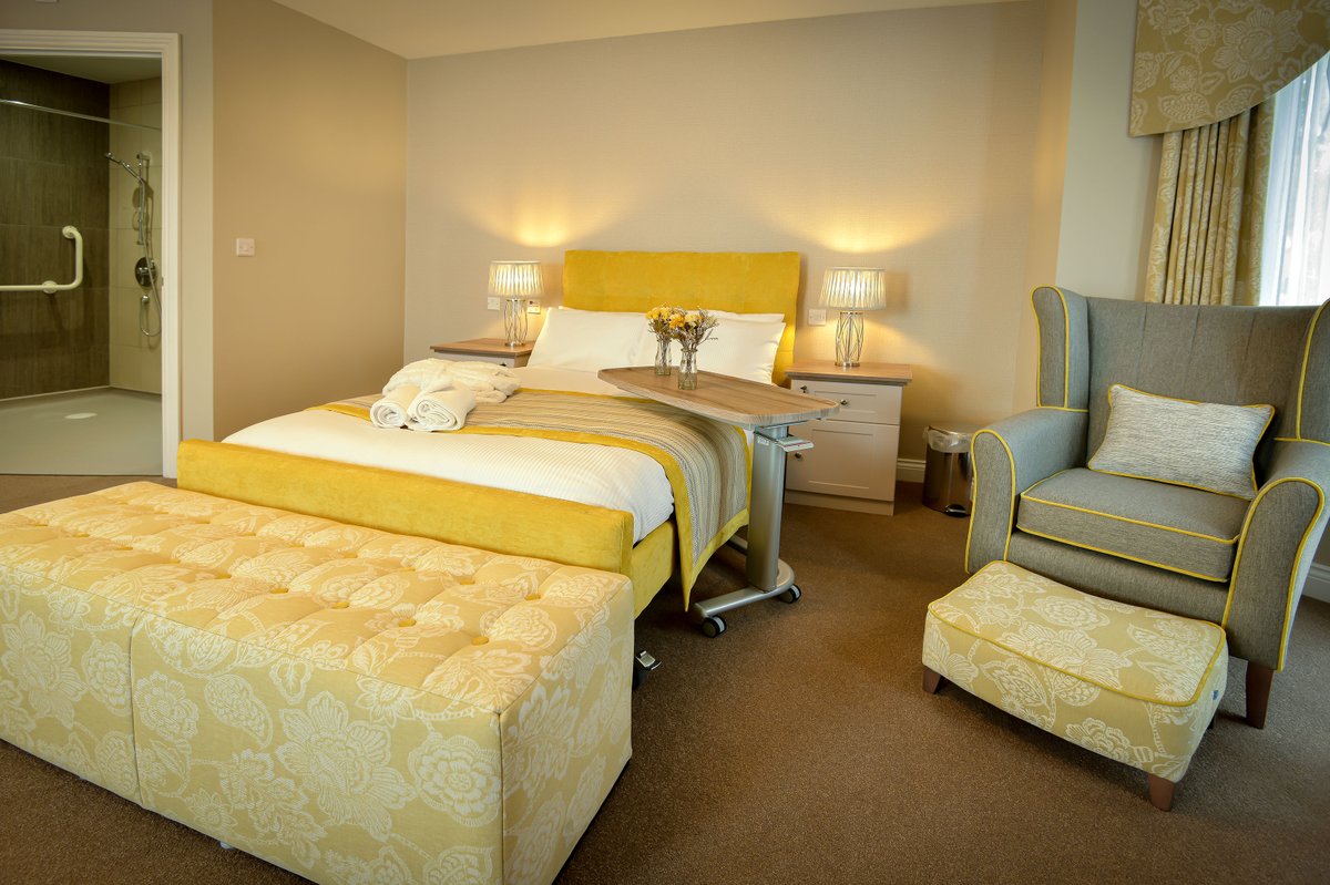 PriorsleeHouse's tweet photo. Our beautiful bedrooms are the perfect place to relax and are furnished to the highest standard to truly give you that luxurious experience!

Get in touch with our Careline advisors on 0333 999 8701 or visit:

https://t.co/kS80VOWBOU

#telford #carehomesuk #elderlycare https://t.co/hiVqshLHPU