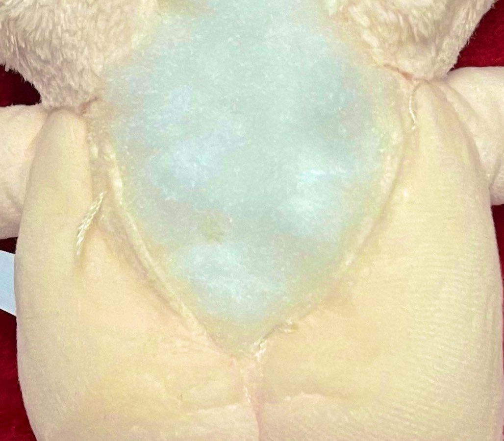 #솜병원응급실 #솜병원공지 #뼈시술필독

여러분 제발 등 뜯지 마세요.. 창구멍이나 뒷통수로도 가능합니다. 등 뜯는순간 일이 커집니다. 상황에 따라 흉이 남을 수도 있어요. 저도 등터진 아이는 재봉틀을 사용합니다.