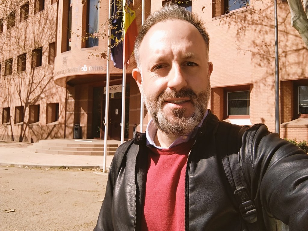 ¡Comienza una nueva etapa! Me incorporo al <a href="/CSIC/">CSIC</a> como jefe de grupo Ramón y Cajal del <a href="/CIB_CSIC/">CIB Margarita Salas (CSIC)</a>. En el grupo investigaremos en farmacología experimental y buscaremos nuevas dianas terapéuticas en desórdenes cardiopulmonares 🎯🫀↔️🫁💊 ¡Agradecido por la oportunidad! #NewPI #RyC