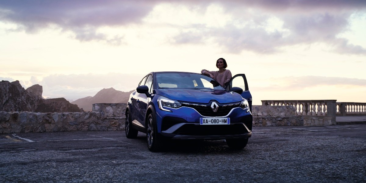 RenaultAU's tweet photo. with #Captur #RSLine, sportiness is more than just skin deep, it's a state of mind. ready for new memories.

#sportyfromeveryangle #renaultcaptur #renault #compactsuv https://t.co/I0nRxd29sz