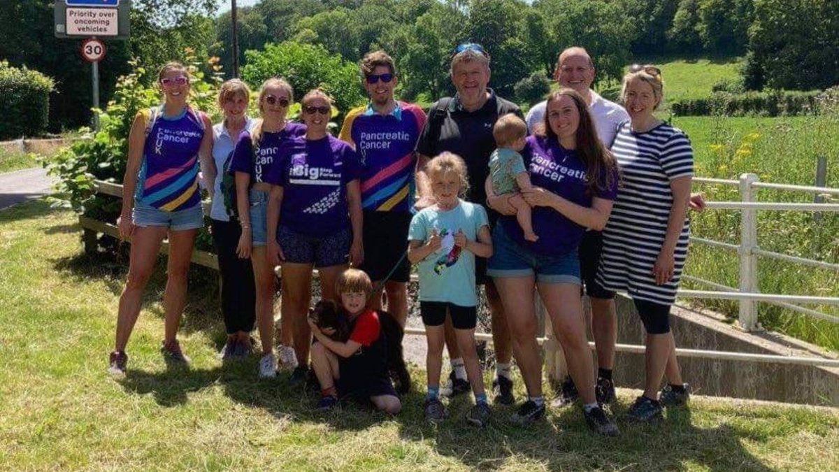 PancreaticCanUK's tweet image. Our #BigStepForward is back! Lisa &amp;amp; her family took part last year: "Mum loved walking. It brought us all together and allowed us to do something positive."

Join us in July as we take steps to transform the future for people affected by #PancreaticCancer: thebigstepforward.org.uk